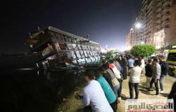 غرق مركب عائم بنيل المنصورة وانقاذ مئات المواطنين «صور وفيديو»