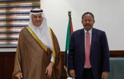 "حمدوك" يستقبل وزير البيئة على هامش "ملتقى الاستثمار السعودي السوداني"