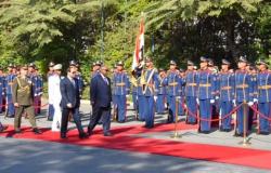 بعد شائعات تدهور وضعه الصحي.. رئيس جيبوتي يعود إلى البلاد
