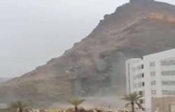 مسقط: انهيار جبل على سكن عمالي بسبب قوة إعصار شاهين