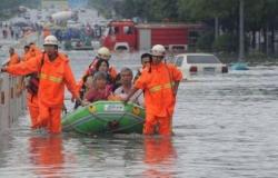 ارتفاع حصيلة ضحايا إعصار "كومباسو" في الفلبين إلى 30 شخصًا