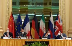 إيران: المفاوضات النووية مع دول 4 + 1