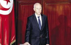 الاتحاد الأوروبي يحث الرئيس التونسي على استئناف عمل البرلمان