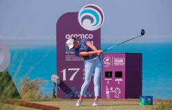 الإنكليزية هيوسون تتصدر ثاني أيام بطولة أرامكو الدولية للجولف