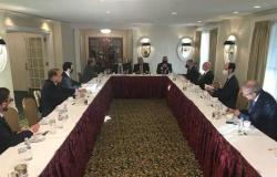 وزير الخارجية يلتقي في واشنطن عددًا من ممثلي المنظمات اليهودية الأمريكية