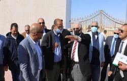 محافظ جنوب سيناء يتفقد مشروعات الخطة الاستثمارية بمدينة أبوزنيمة