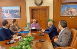 محافظ بورسعيد يلتقي أعضاء مجلسي النواب والشيوخ