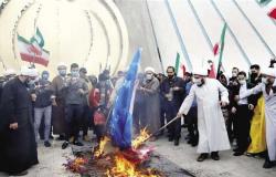 إيران تحيى الذكرى الـ٤٣ للثورة بالاقتراب من «العتبة النووية»
