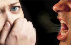 حسام موافي يكشف أسباب رائحة الفم الكريهة