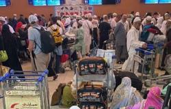 نقاط أمنية لمنع غير المسافرين من دخول ‎مطار الملك عبدالعزيز - #عاجل