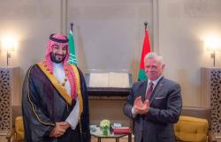 ملك الأردن يقلد محمد بن سلمان قلادة الحسين بن علي