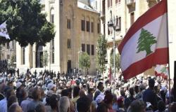 في ظل اعتراضات.. لبنان يقر ميزانية 2022 قبل 3 أشهر من نهاية العام
