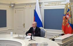 روسيا ترفض الحد الأقصى للنفط وتحذر من خفض الإنتاج