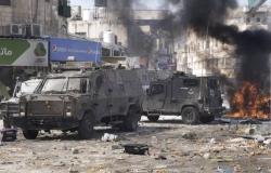 مقتل 10 فلسطينيين وإصابة العشرات في غارة للاحتلال