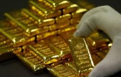 الذهب يرتفع إلى أعلى مستوى منذ أكثر من عام عند التسوية ويربح 46.3 دولار
