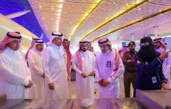 وزير النقل يقف عل جاهزية الخدمات والخطط التشغيلية في مطار الملك عبدالعزيز