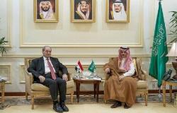 السعودية تناقش الخطوات اللازمة لتحقيق تسوية سياسية شاملة للأزمة السورية