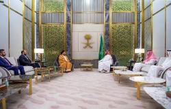 ولي العهد السعودي يستقبل زعيم تيار الحكمة في العراق
