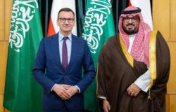 رئيس وزراء بولندا ووزير الاقتصاد السعودي يبحثان تعزيز التعاون في عدة مجالات