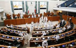 إغلاق أبواب مراكز الاقتراع في انتخابات مجلس الأمة الكويتي