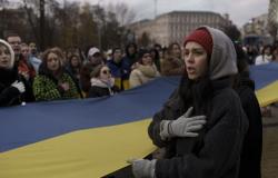 أوستن يطمئن أوكرانيا باستمرار الدعم ضد روسيا