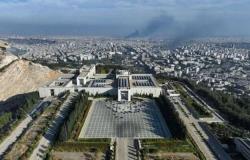 الجامعة
      العربية
      تدين
      الغارات
      الإسرائيلية
      على
      محيط
      القصر
      الرئاسي
      في
      سوريا