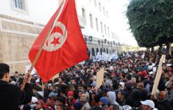 محلل سياسى تونسى يتهم أطرافا خليجية وأوروبية بالوقوف وراء احتجاجات بلاده