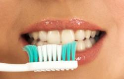 نظافة الأسنان يمكن أن تقى من الزهايمر