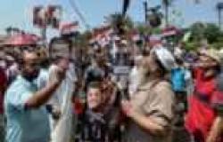 مئات الإخوان أمام مسجد حاتم لإطلاق مسيرات تأييد لمرسي في الإسكندرية