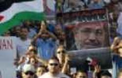 بالصور| مئات الإسلاميين يتظاهرون أمام السفارة المصرية بالأردن احتجاجا على فض اعتصامي "رابعة" و"النهضة"