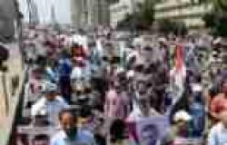 مسيرة "الإخوان" تطوف شوارع العمرانية وتشابك بالألفاظ بين "الأخوات" والأهالي