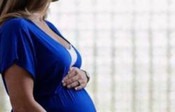 كيف يمكن الحفاظ على استمرار الحمل فى حالة الرحم ذو القرنين؟