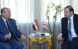 وزير الطيران يلتقى سفير جورجيا فى مصر دعماً للحركة السياحية
