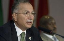 إحسان أوغلو يدين اختطاف رئيس وزراء ليبيا