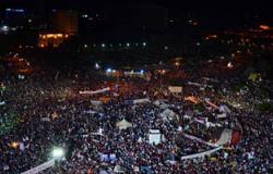 احتفالات للأهالى والشباب بثانى أيام عيد الأضحى فى ميدان التحرير