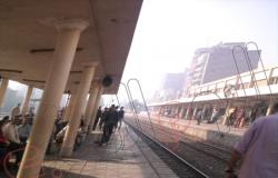 إقبال ضعيف على محطة قطار بنها فى أول يوم عودة الحركة للقاهرة