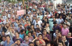 تظاهر الطلاب وأولياء الأمور أمام جامعة طنطا بسبب التحويلات بين الجامعات