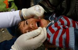 صحة غزة تبدأ قريبا حملة لتطعيم 300 ألف طفل ضد "شلل الأطفال"