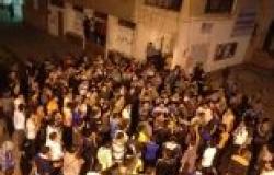 أنصار "المعزول" يشعلون سيارة شرطة أثناء مسيرة ليلية لهم في الإسكندرية