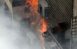 النيابة تنتدب المعمل الجنائى لمعاينة حريق مخزن فلاتر بوسط القاهرة