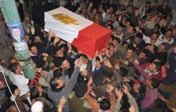 أهالى دمنهور فى جنازة شهيد الجيش: الشعب يريد إعدام الإخوان