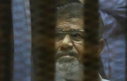 جامعة الزقازيق تشكل لجنة قانونية لبحث وضع محمد مرسى تمهيدًا لفصله