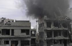 ناشطون سوريون: قوات الأسد تستهدف شمال الرستن بالكيماوى