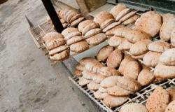 ضبط 3 سائقين لتهريب 12 ألف رغيف خبز مدعم وبيعها فى السوق السوداء