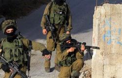 إصابة فلسطينى برصاص الاحتلال الإسرائيلى على حاجز الزعيم شرق القدس