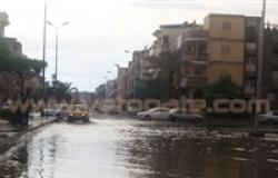 بالفيديو.. أمطار غزيرة تسقط على مدن دمياط