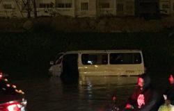 سيارات "الجيزة" تنتهى من شفط مياه الأمطار بمدينتى الشيخ زايد وأكتوبر