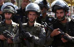 قوات إسرائيلية تعتقل 27 فلسطينيا فى الضفة الغربية