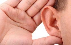 برازيلى يخترع تطبيقا على المحمول يسهل اكتشاف ضعف السمع عند الأطفال