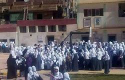 إضراب طلاب مدرسة ثانوية بأسيوط عن الدراسة احتجاجا على استبعاد المدير